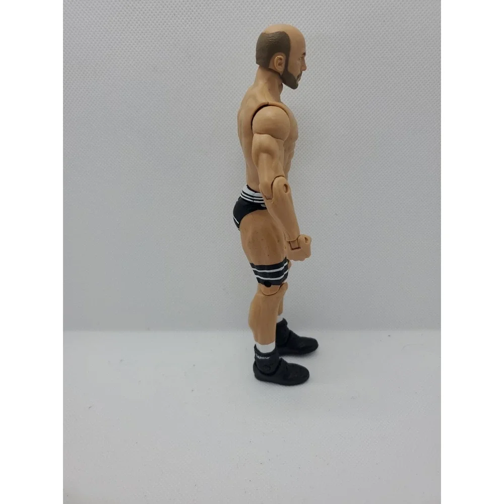 WWE Mattel‎ Elite Cesaro Wrestling Action Figure Black White Trunks Swiss Cyborg